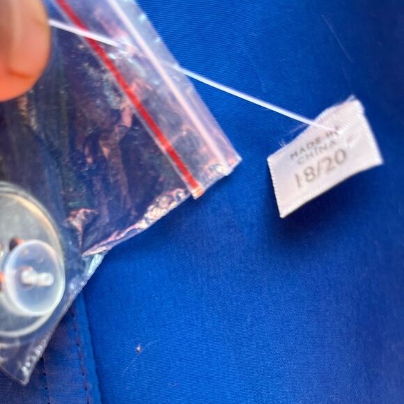 Avenue blue spring/fall jacket, button closure, side pockets, collar, size 18/20 - Picture 4 of 12